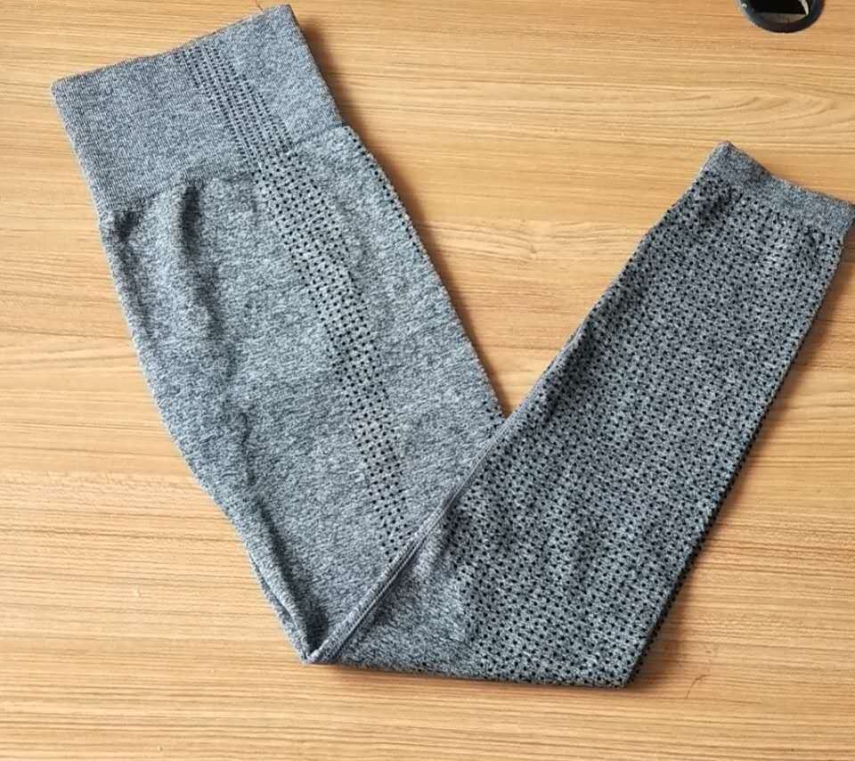 Seamless Butt-Lifting Tummy-Control Nine-Point Pants Fitness Pants